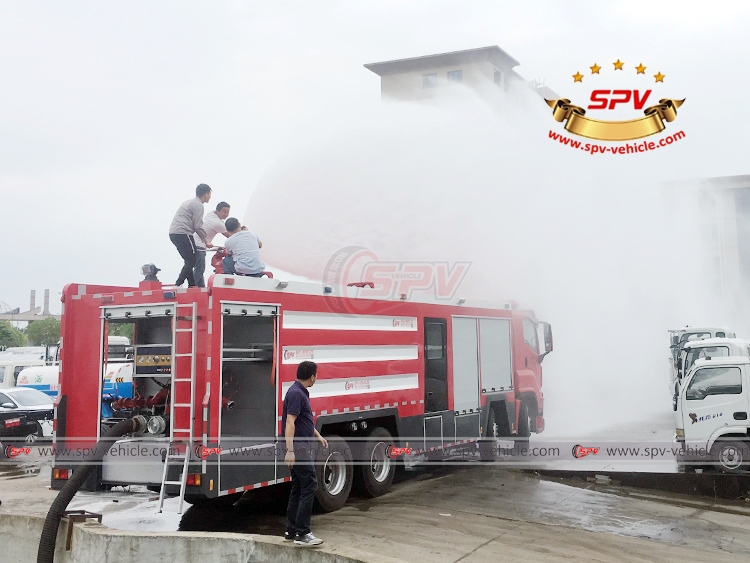 Fire Engine ISUZU - Water Testing - 3